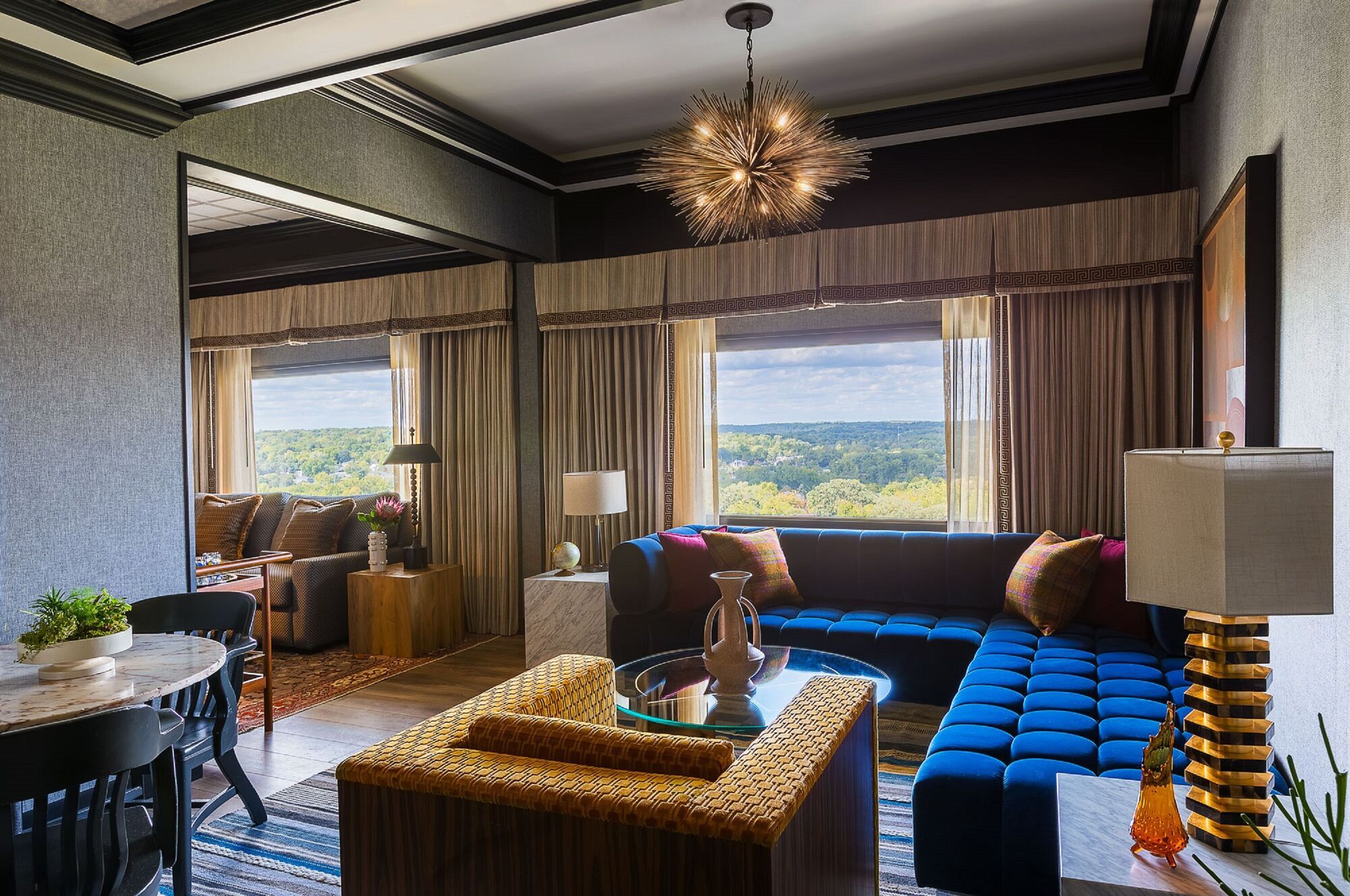Graduate By Hilton Ann Arbor Hotel Interior photo